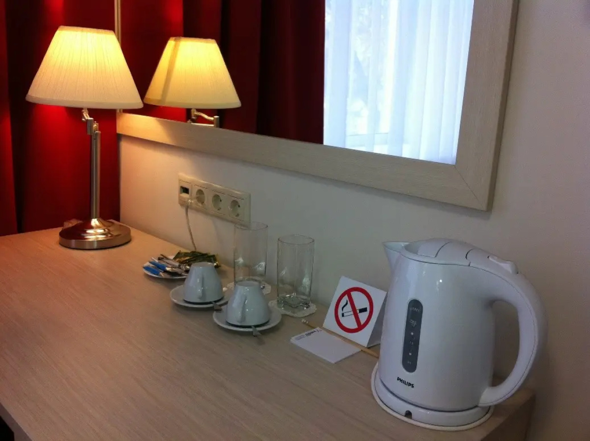 Отель Аэропорт