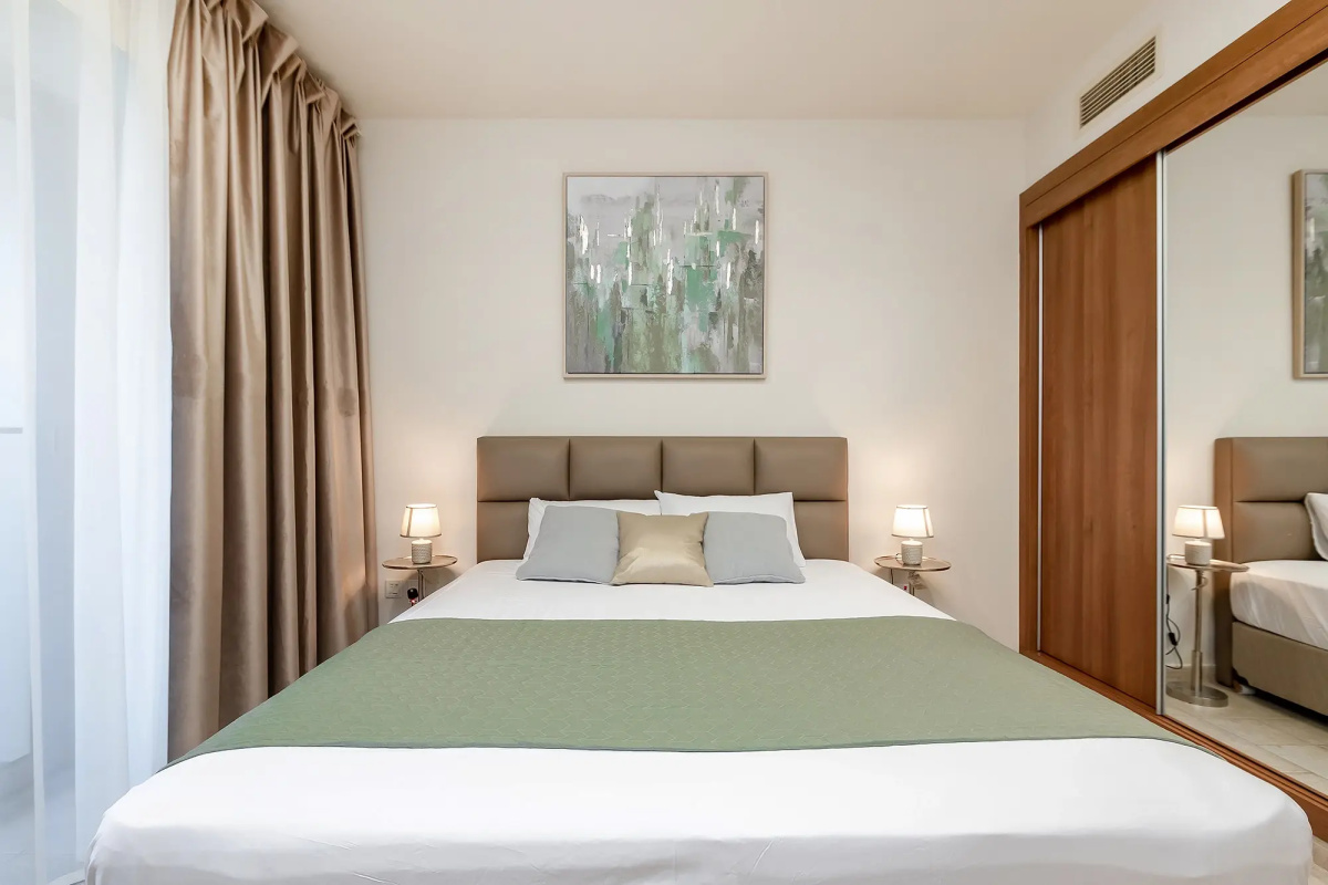 Апартаменты Princess tower 1 br new furnished