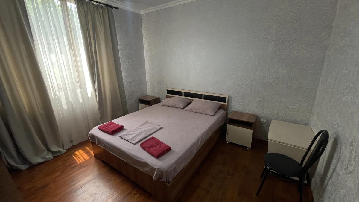 Меблированные комнаты в Гостевом Доме Адуней