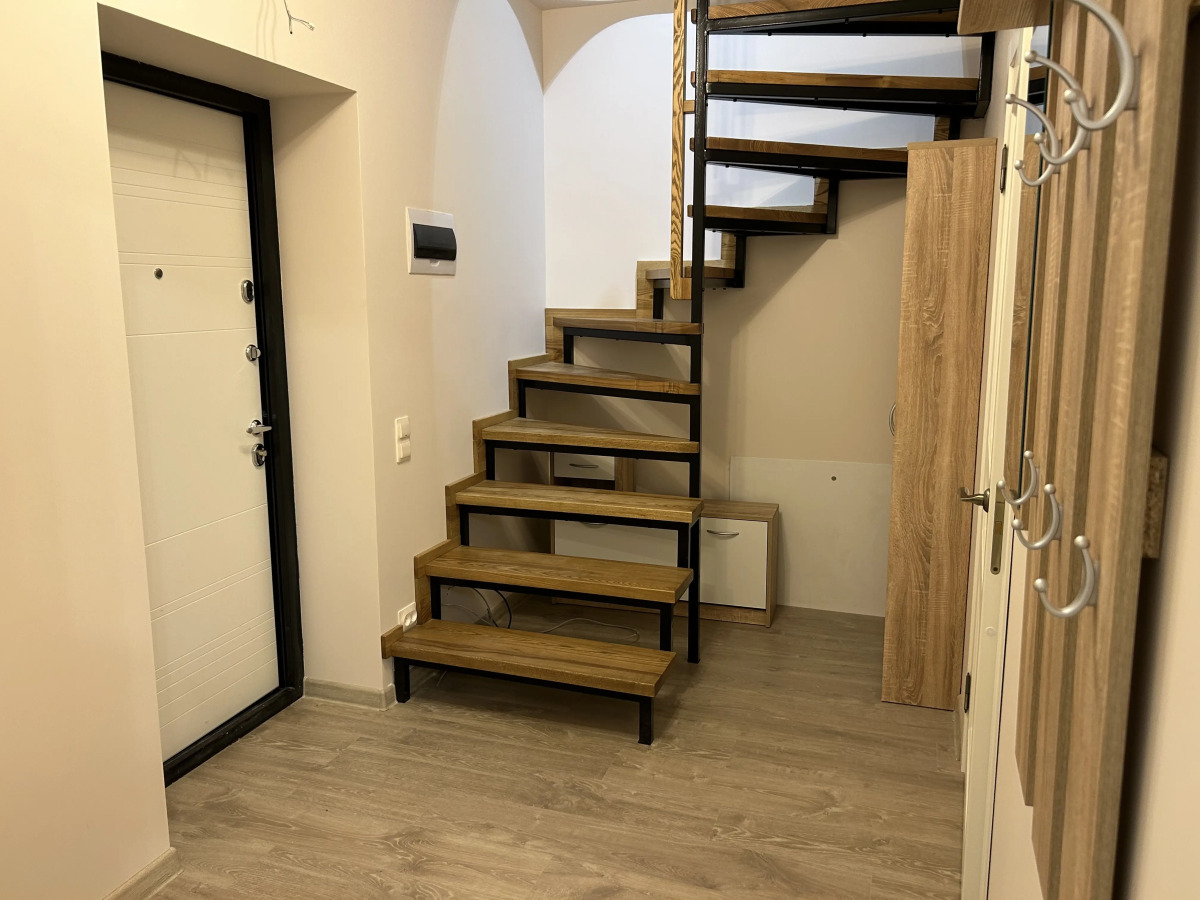 Квартира Двухъярусная квартира Тургенева 9A