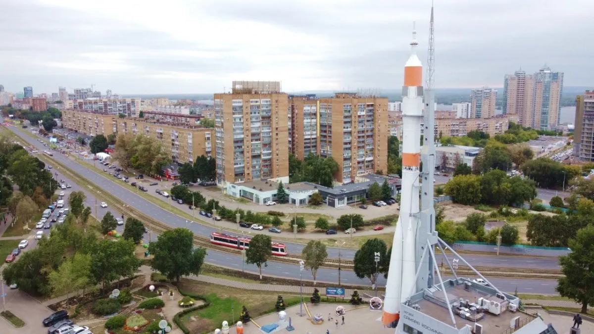 Апартаменты Мориса Тореза 79-38