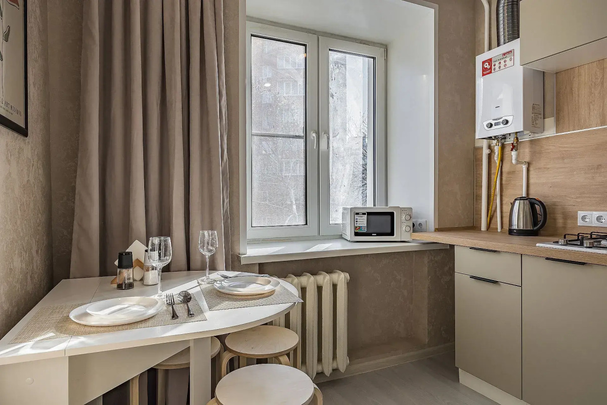 Квартира Светлая на центральной площади до 6 человек