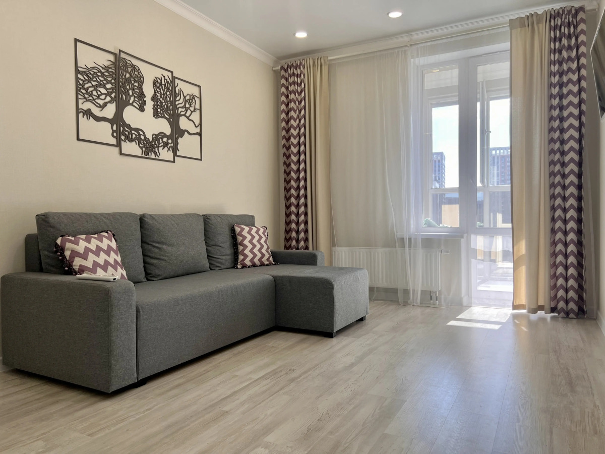 Уютная квартира рядом с ТРЦ Планета