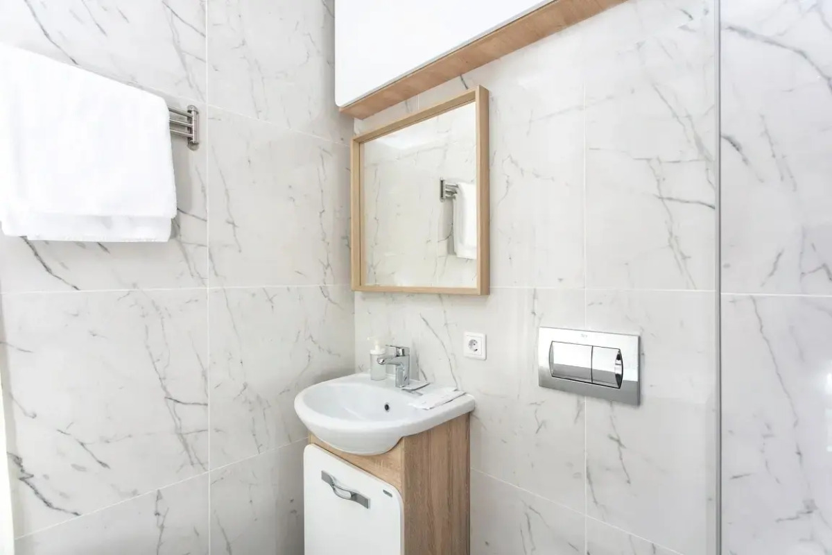 Апартаменты Домант Романова 60/1 (2)