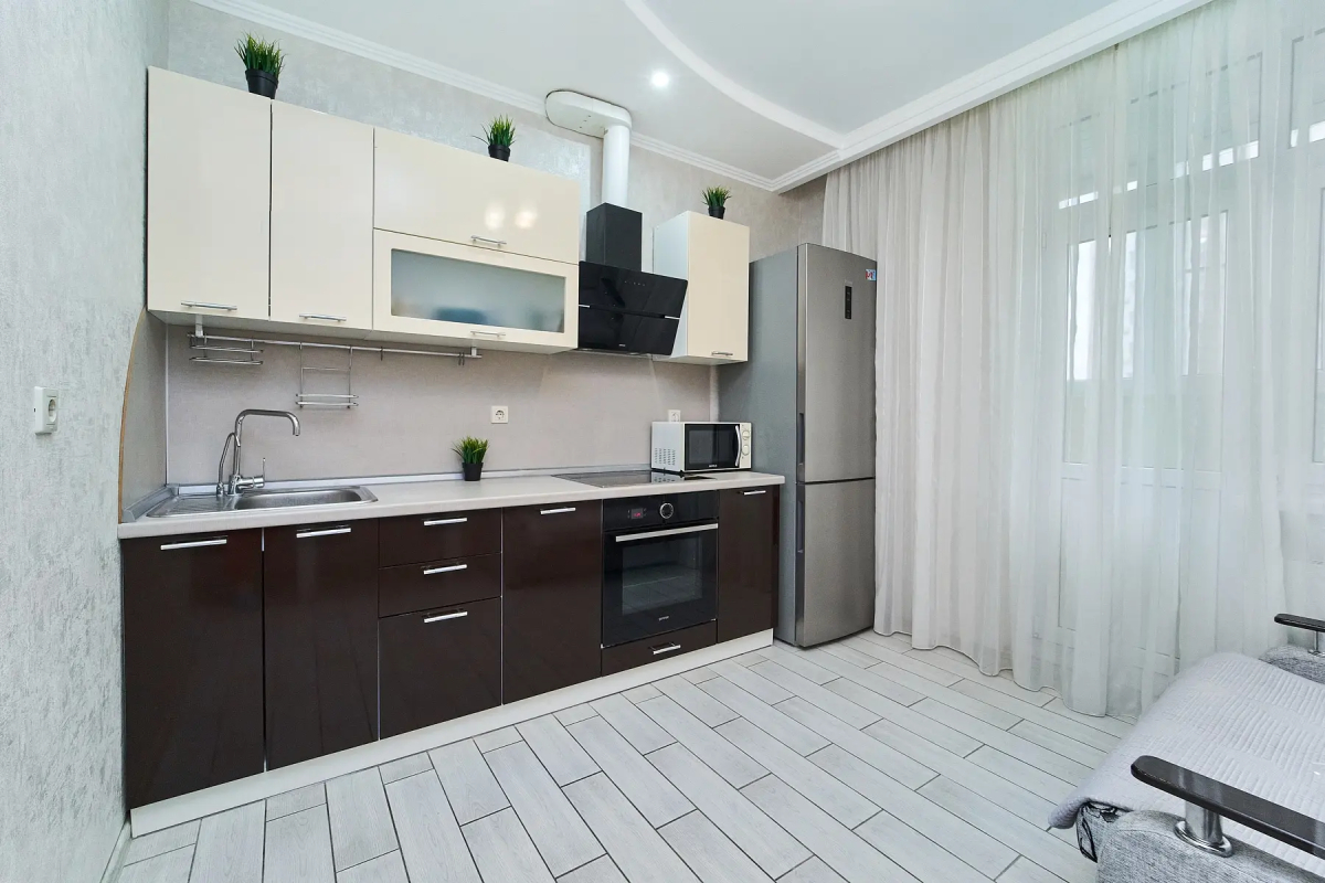 Апартаменты На Улице Героя Сарабеева 3