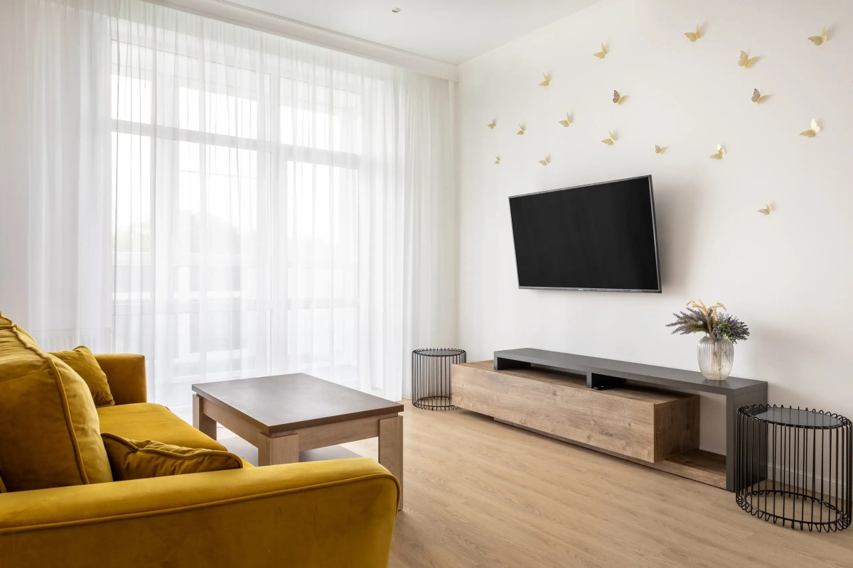 Квартира near the park – просторная трешка с видом на парк