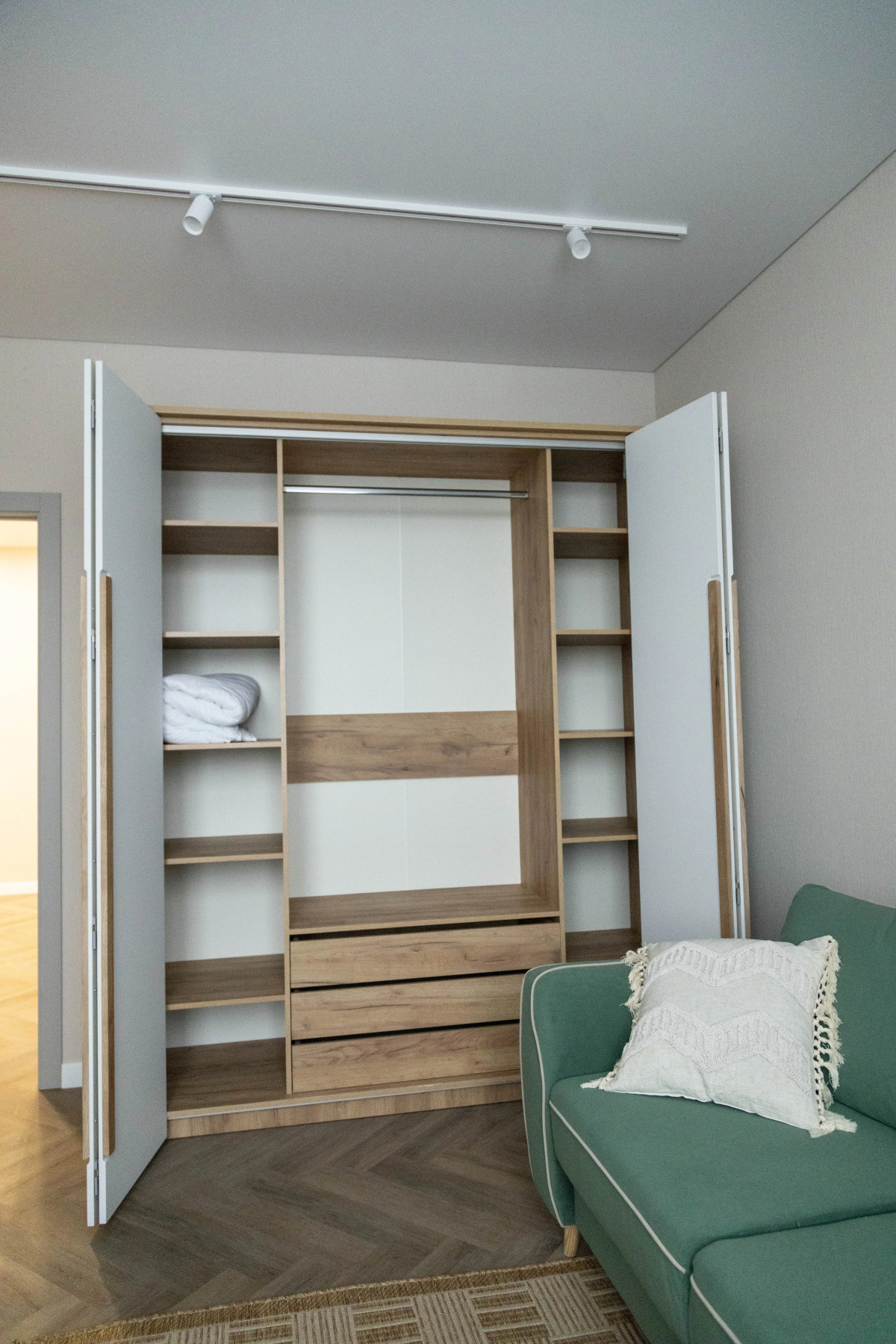 Квартира Happy House на Аделя Кутуя 100