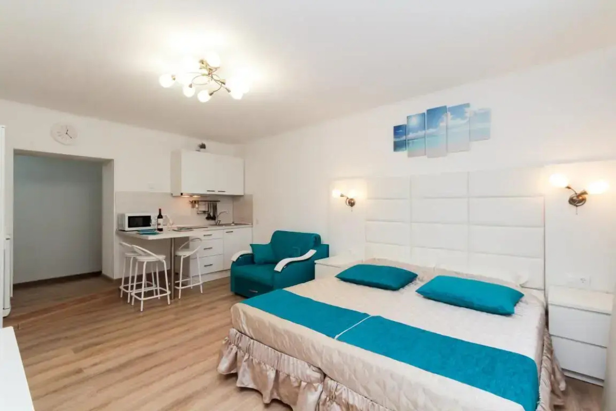 Апартаменты Домант Орджоникидзе 33 (2)