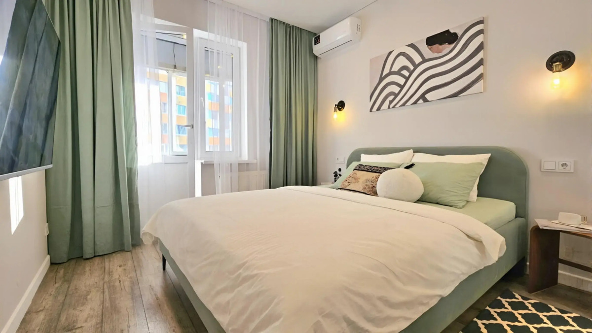 Квартира Современный Комфорт в Удобной Локации от Urban Apartments