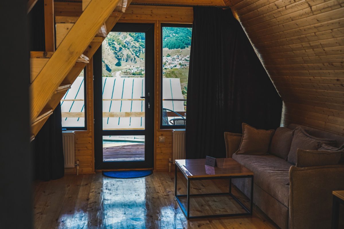 Apartments Luno Cottage