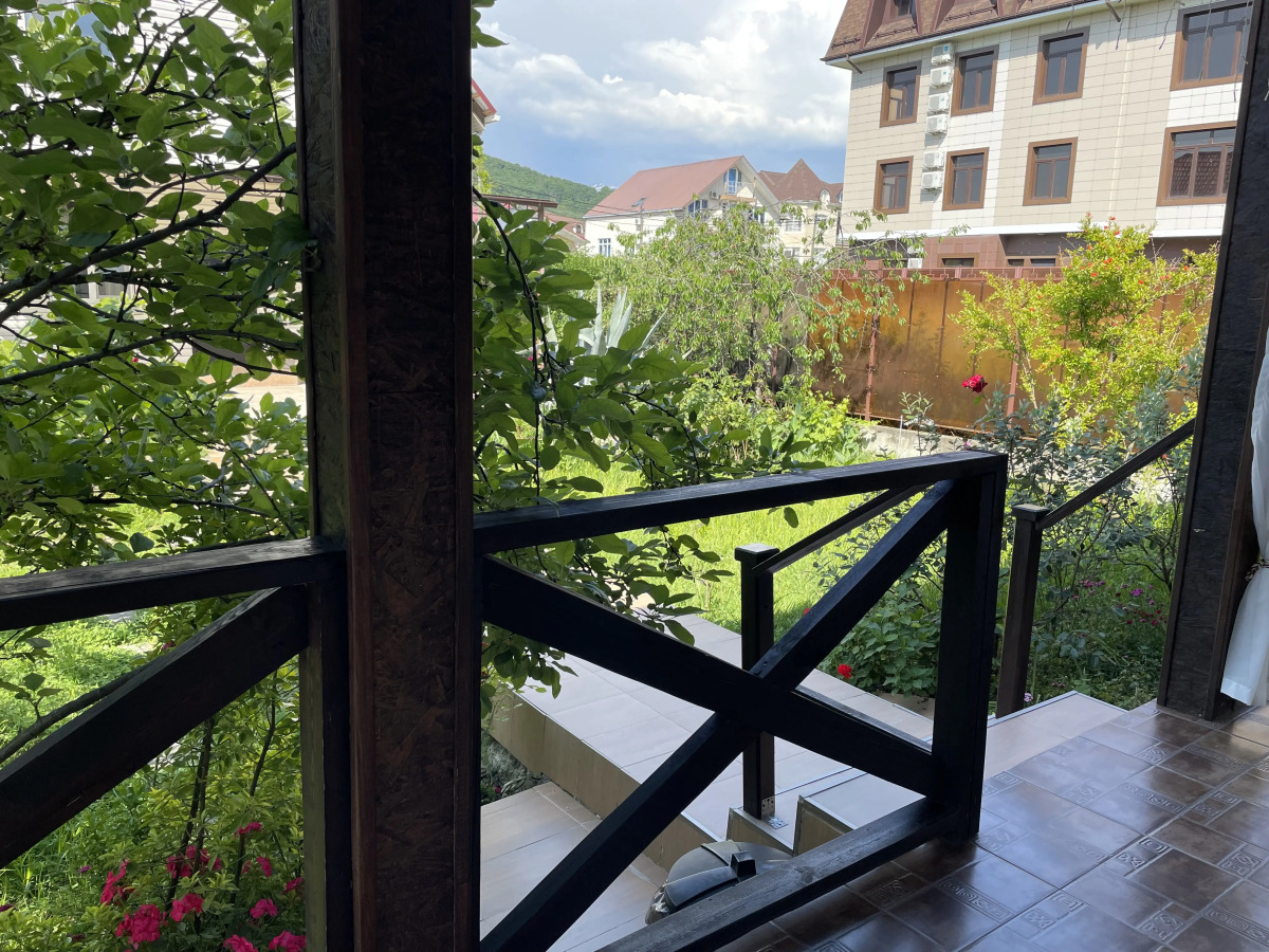 Гостевой дом на Листопадной