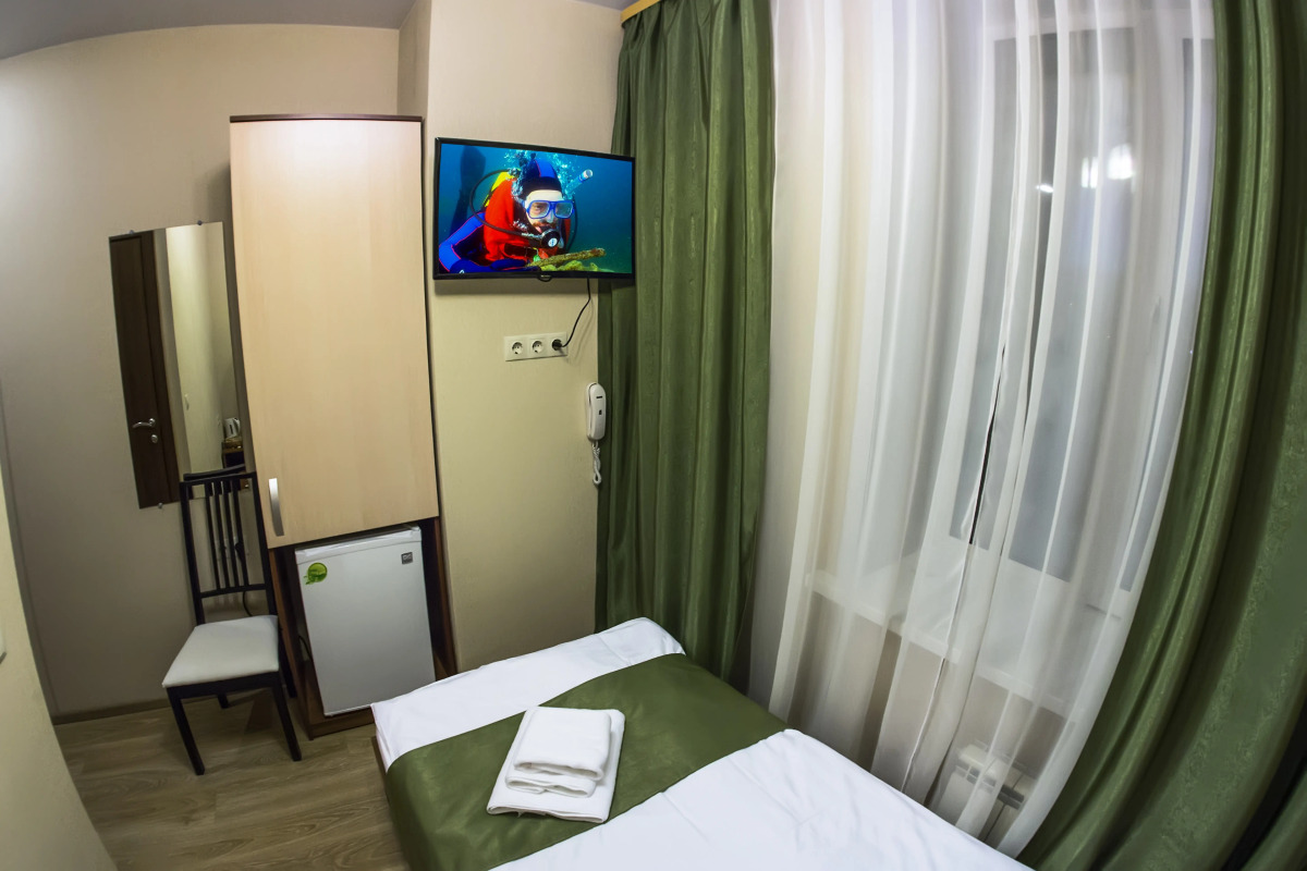 Отель Глобус