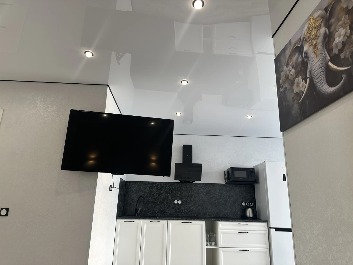 Квартира Шикарная 2-комнатная квартира у моря на Столетии 163