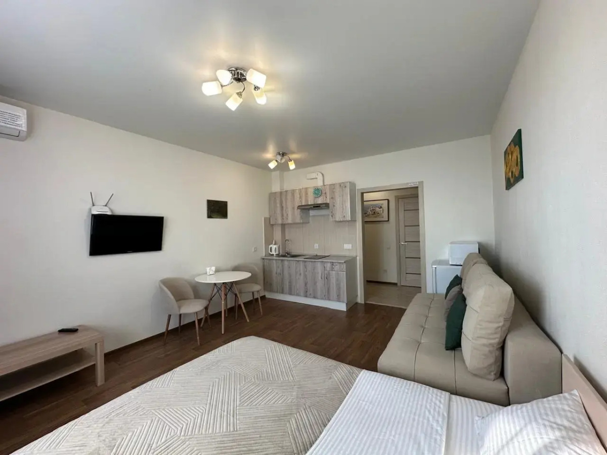 Апартаменты На 18 этаже Сибирская 42