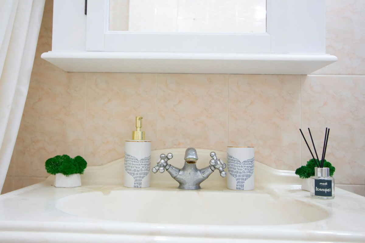 Двухкомнатная квартира возле Кремля