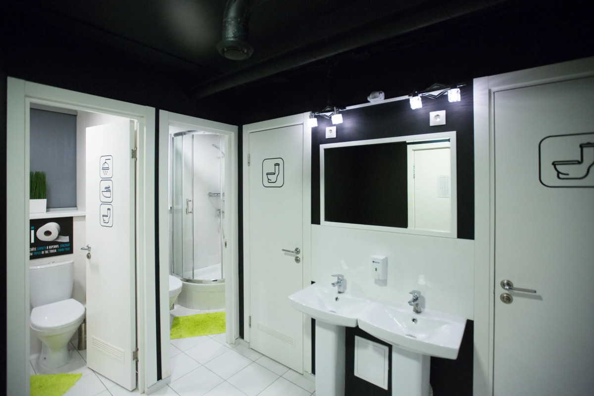 Отель InterQUBE Большая Полянка