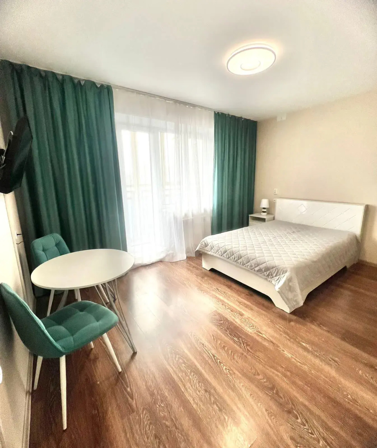 Апартаменты в ЖК Академ Riverside на Братьев Кашириных