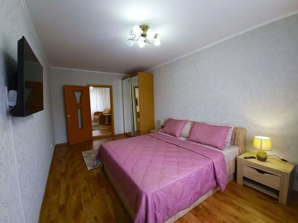 Апартаменты на проспекте Мира 182