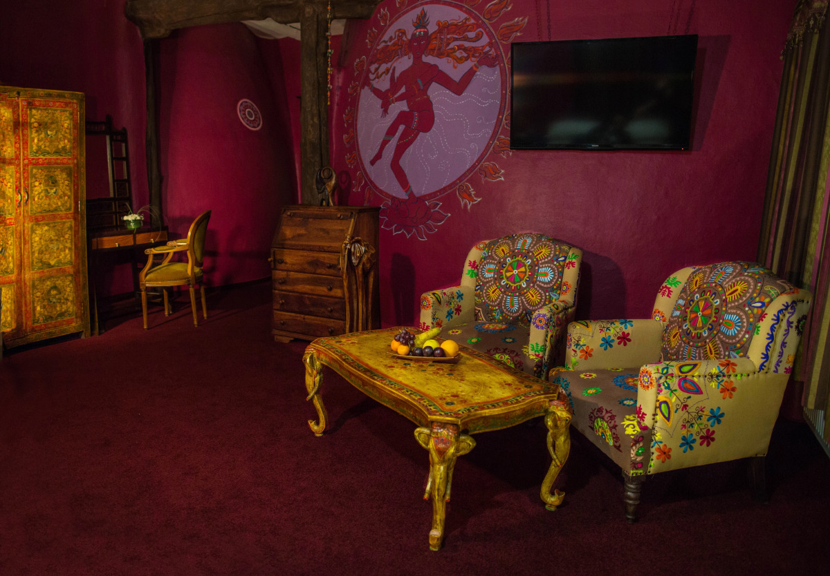 Отель Luxury House