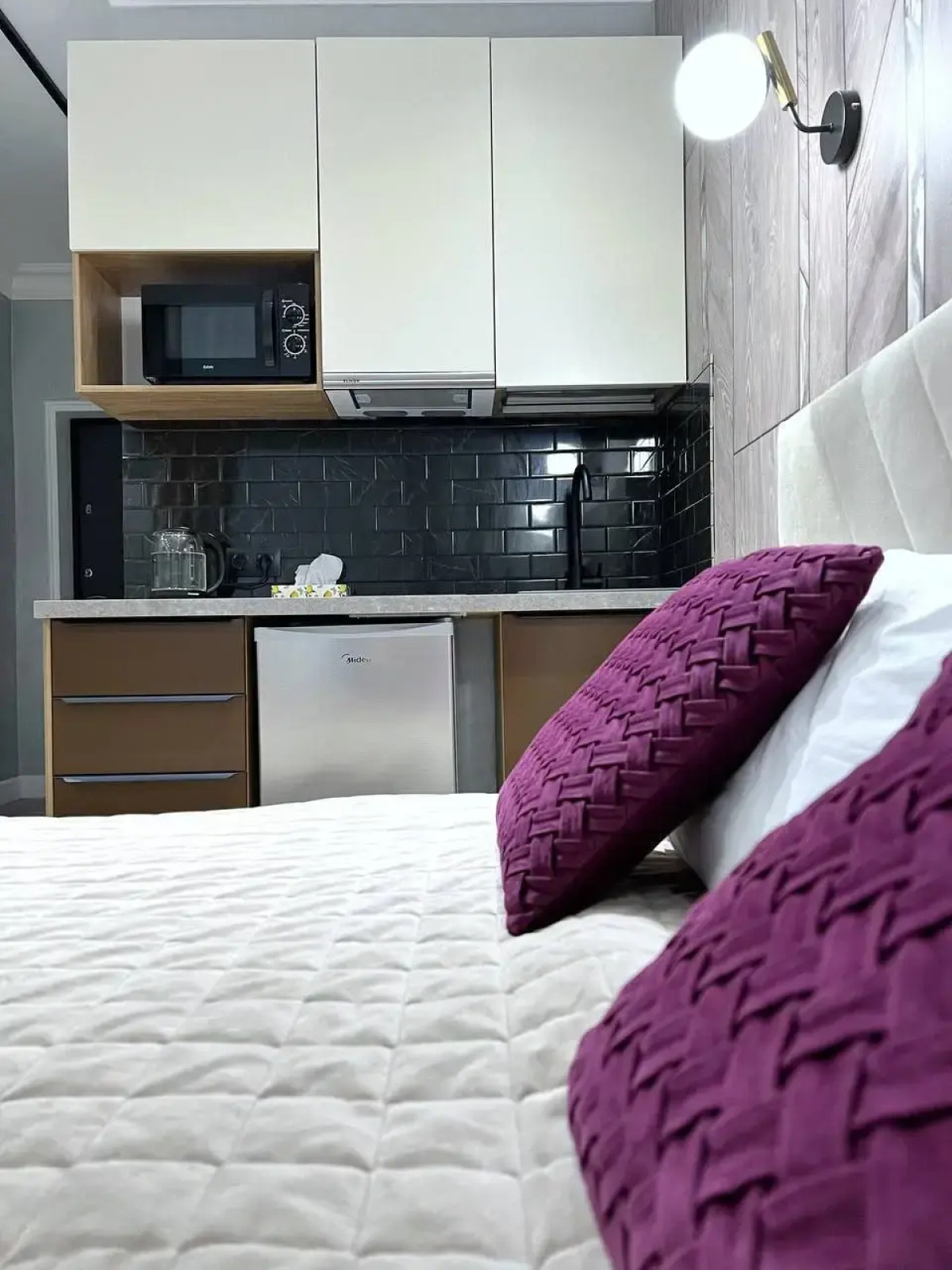 Апартаменты Light Beige у метро Окружная