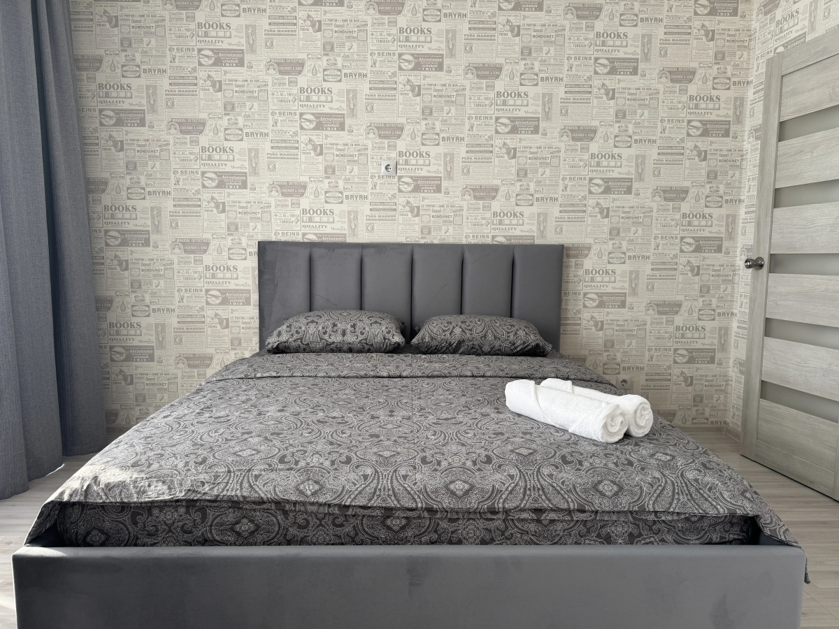 Апартаменты Hugge Place Студия с видом на ОБЬ