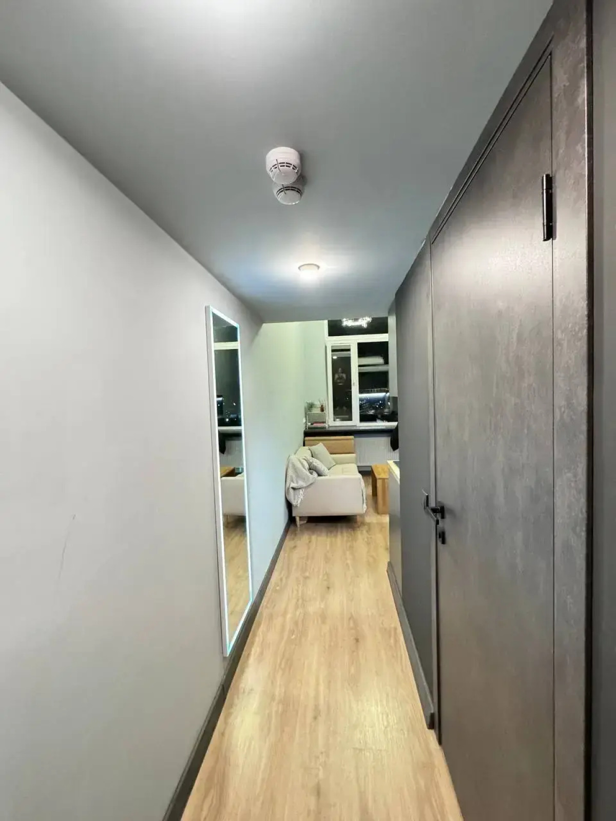 Двухуровневые Апартаменты на Нагорной с красивым видом из окна