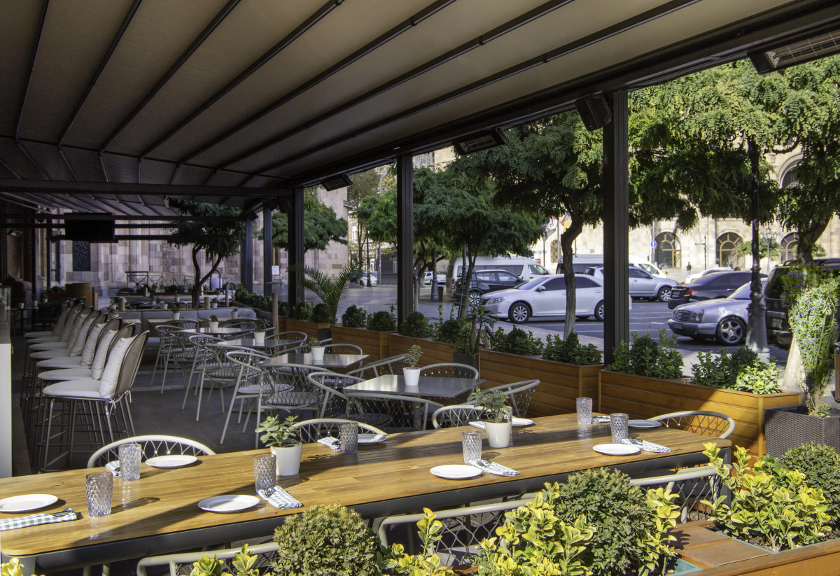 Отель Armenia Marriott Hotel Yerevan