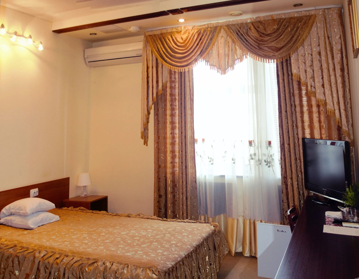 Отель Абсолют