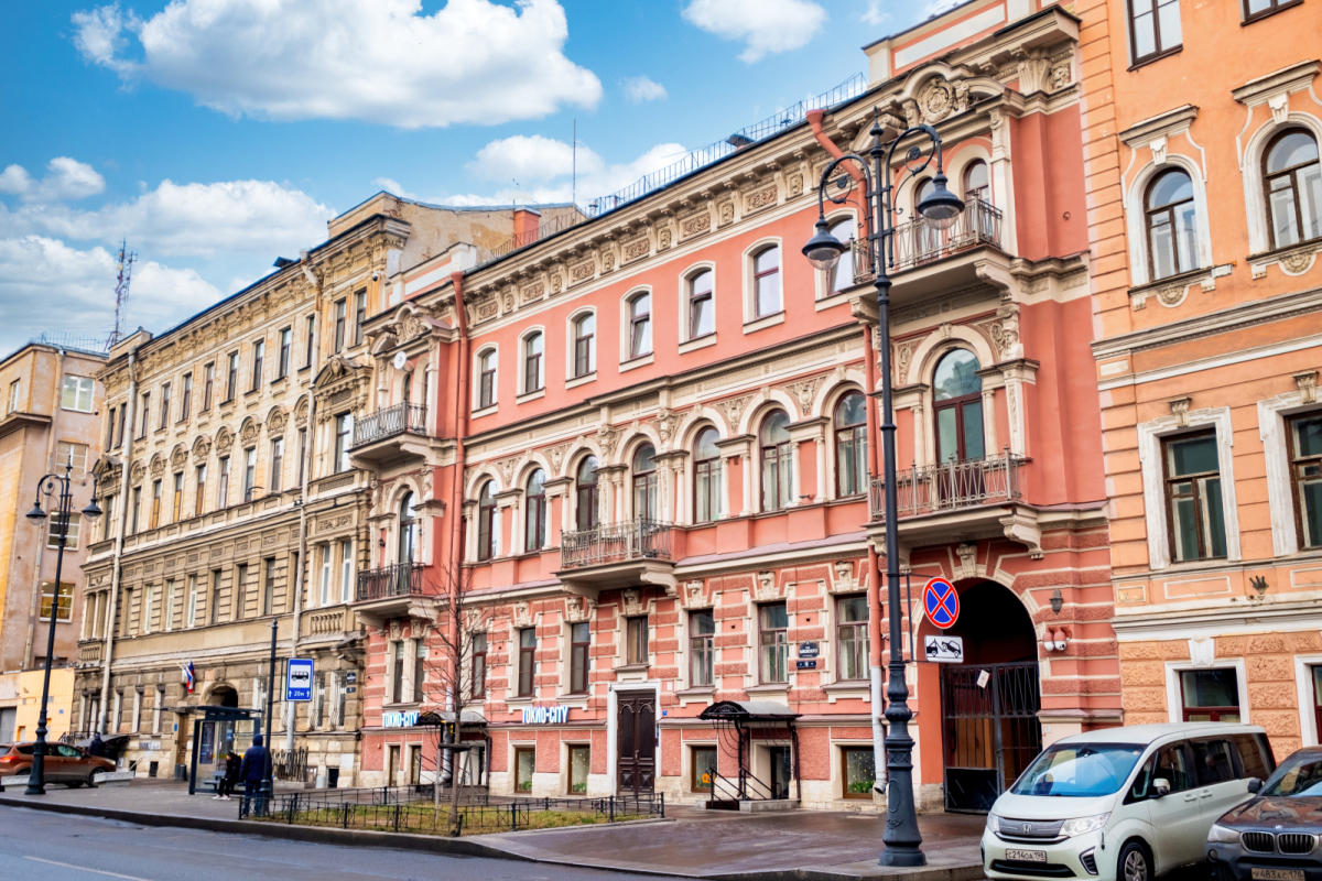 Апартаменты в центре города у метро Чернышевская