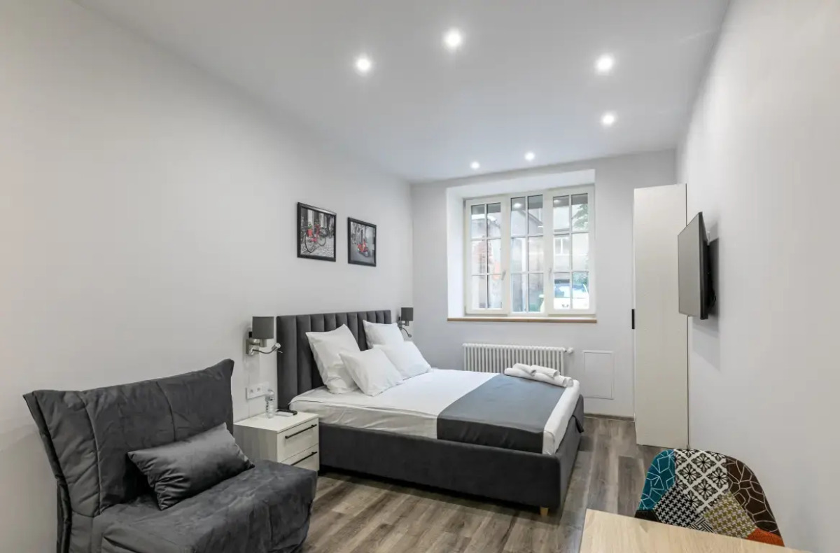 Апартамент 2 на Рубинштейна 14