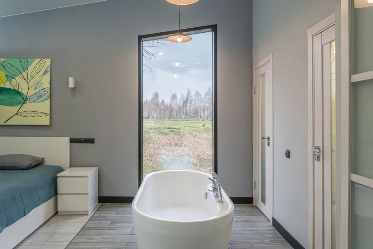 Отель Шепот