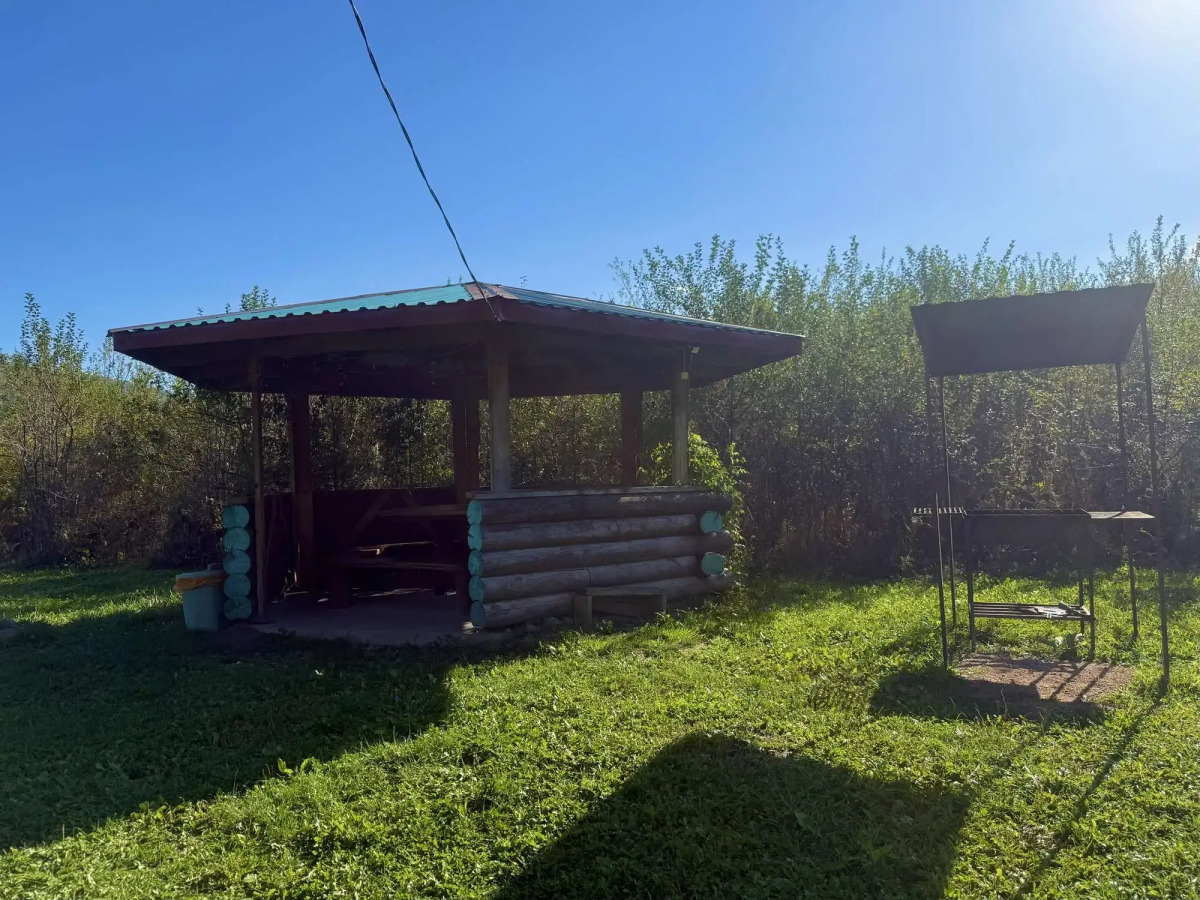 Thach from Travel Hotels Entourage