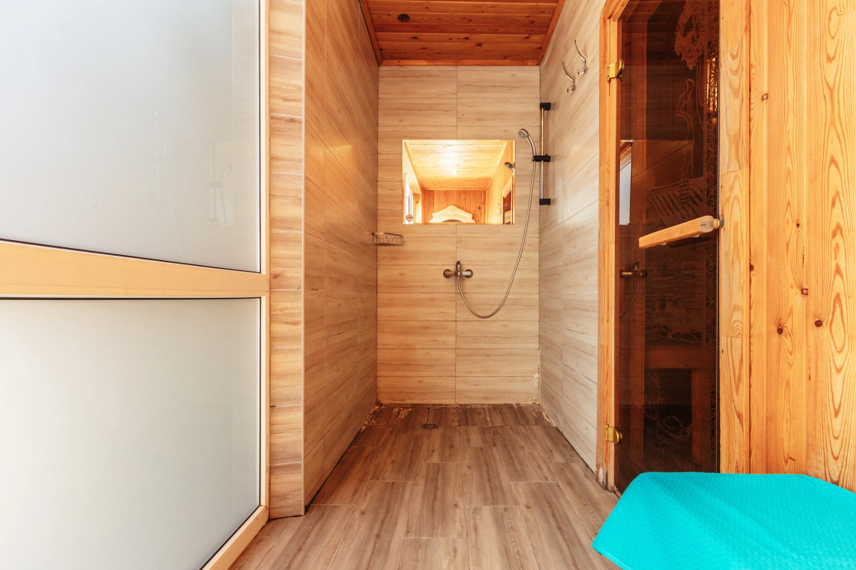 Aprelskie Tezisy Guest House