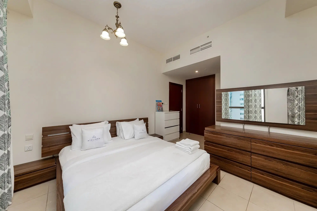 Апартаменты Excellent 1bdr at Bahar 6