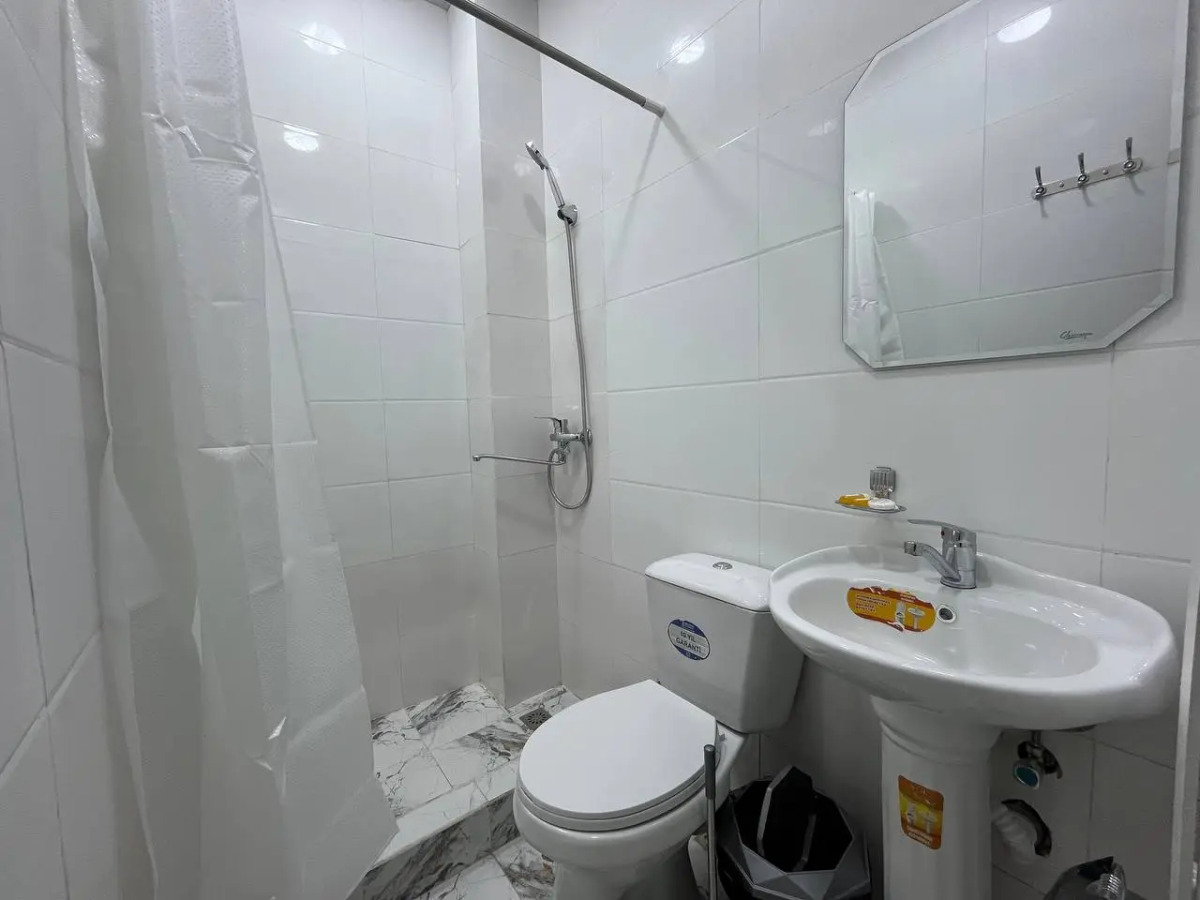 Отель HOME ALONE