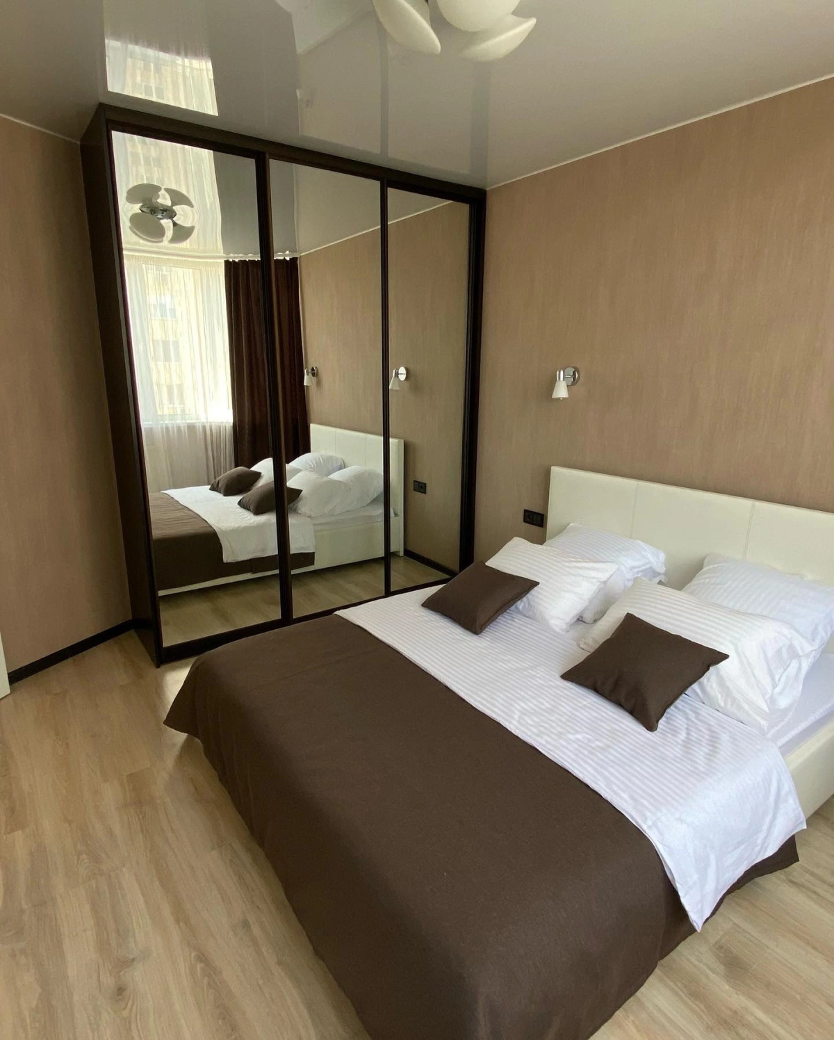 Апартаменты PosutochnoSV на Ак. Антонова