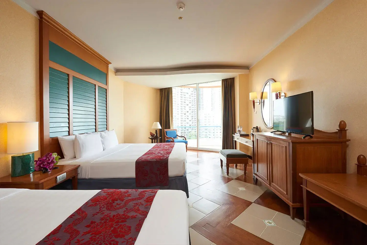 Отель Long Beach Garden Hotel & Pavilions