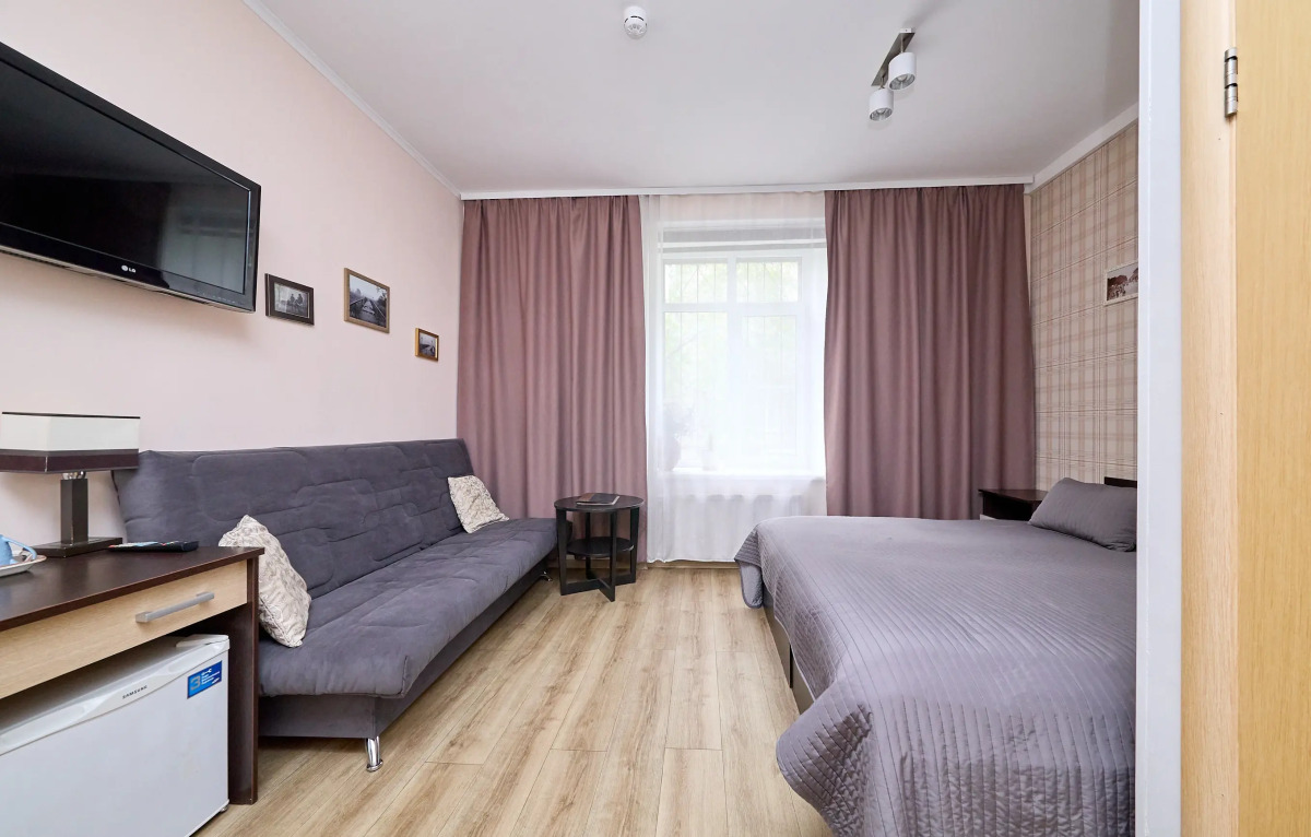 Отель Априори