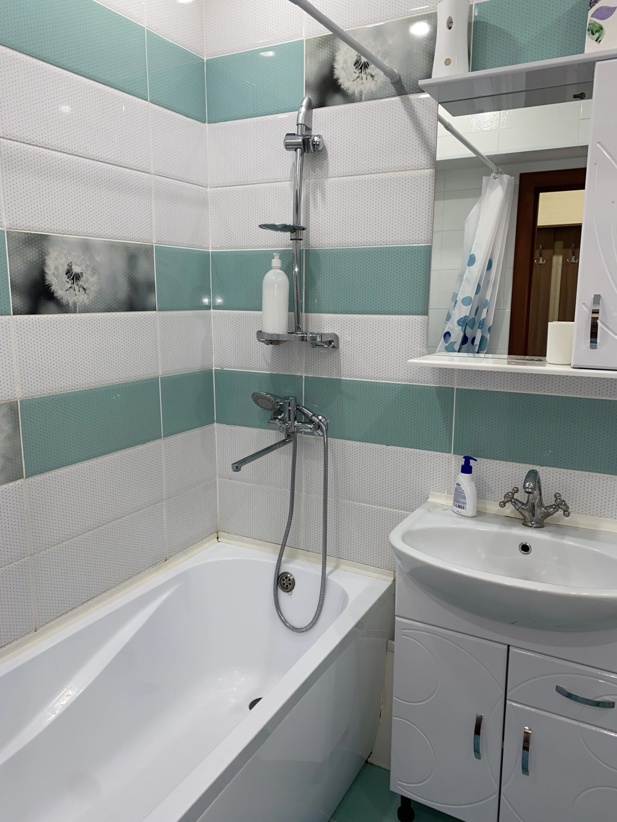 Квартира Уютная студия Дружба 4/2