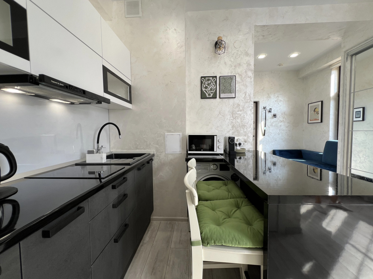 Двухкомнатные Апартаменты с Видом на Горы