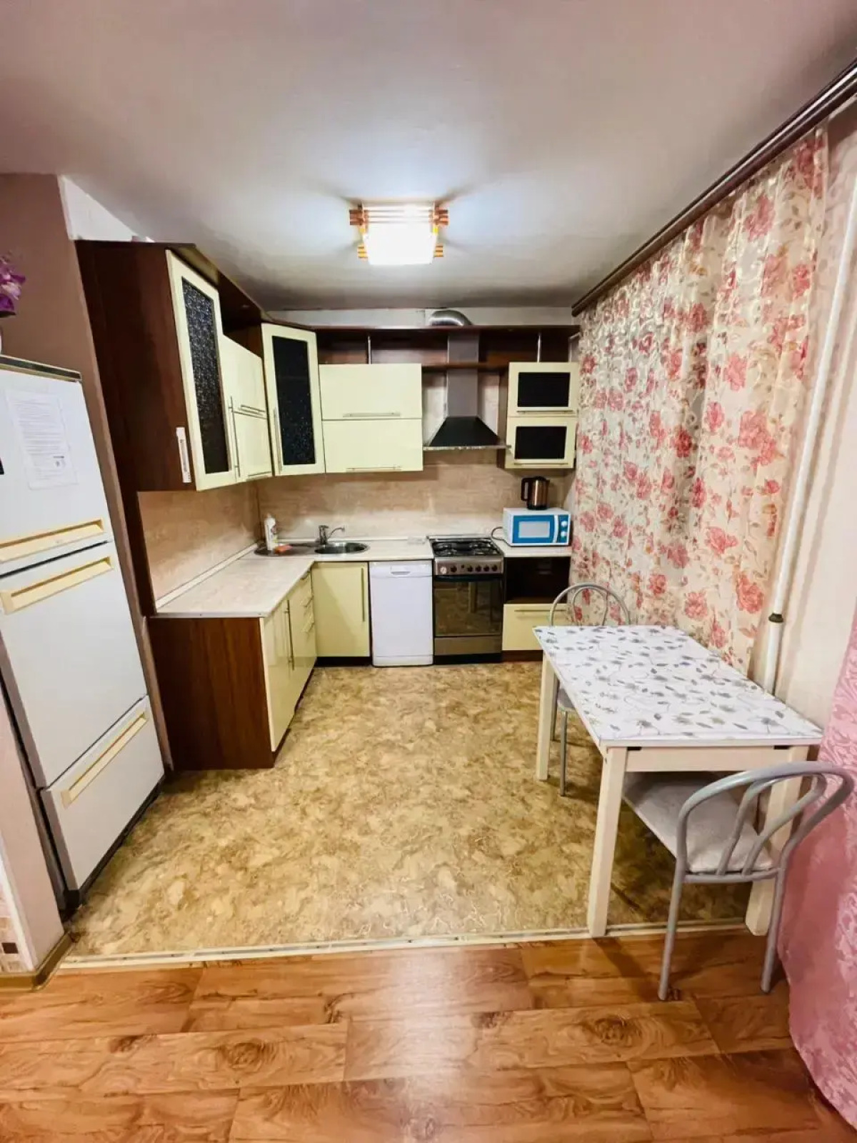 Апартаменты на Владивостокской 53