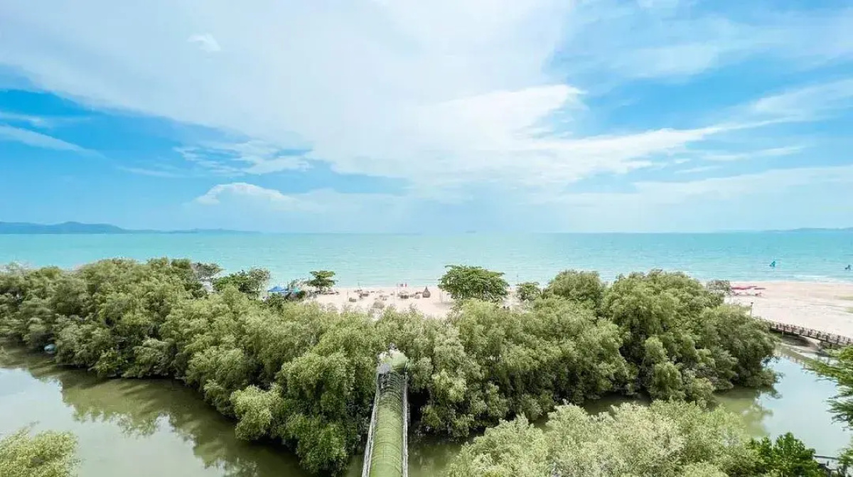 Апартаменты Grand Florida Beachfront