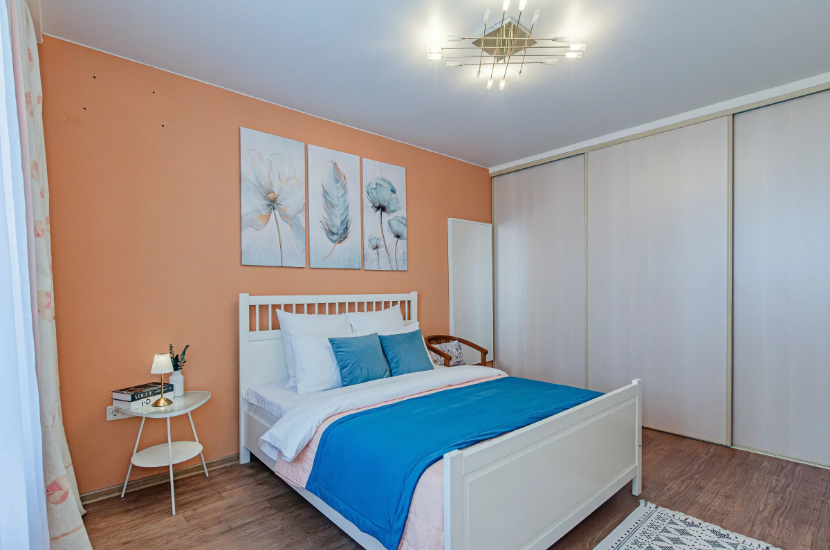 Квартира с Двумя Спальными Рядом с Ривьерой