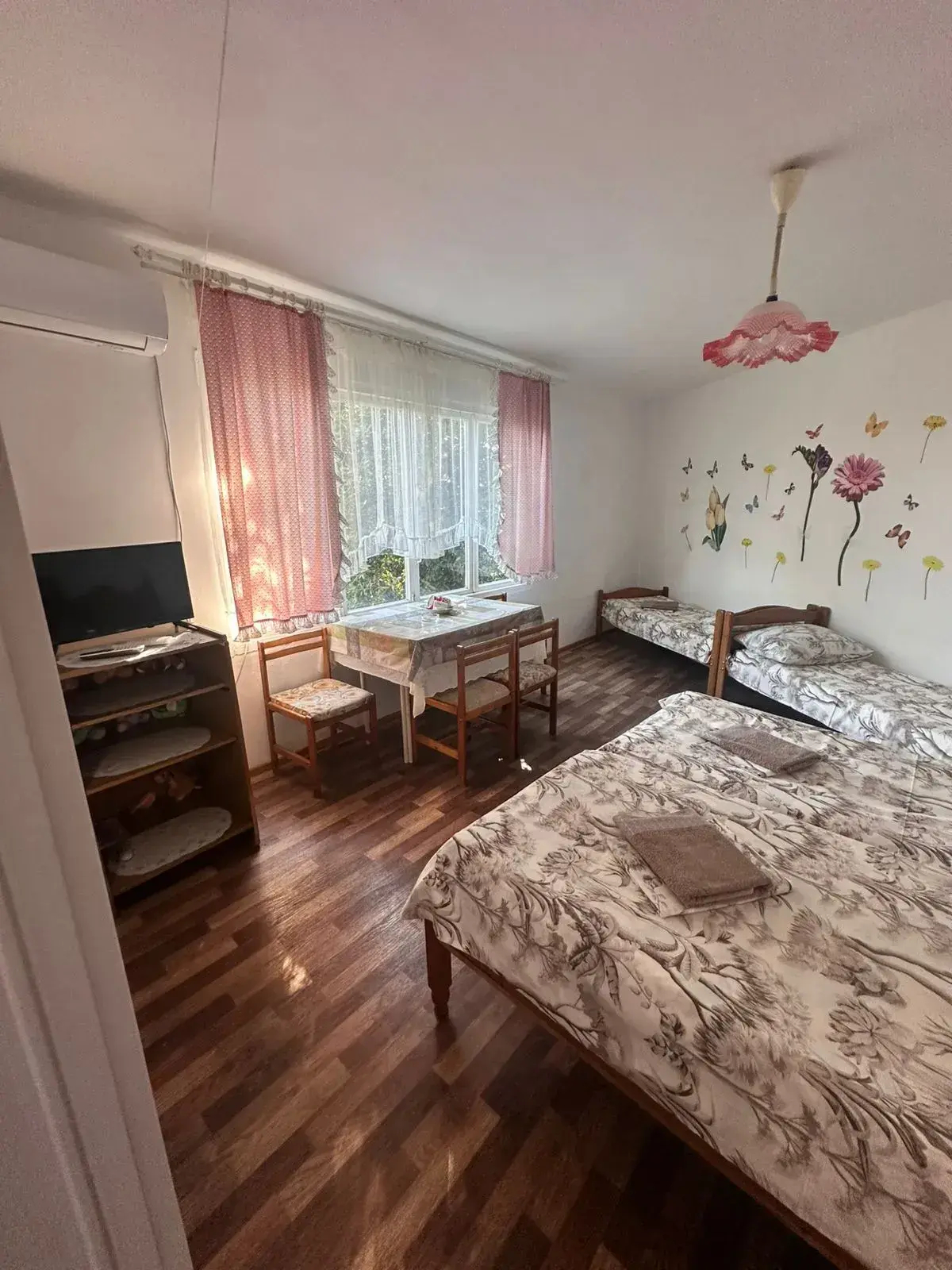 Гостевой дом Валера и Люба