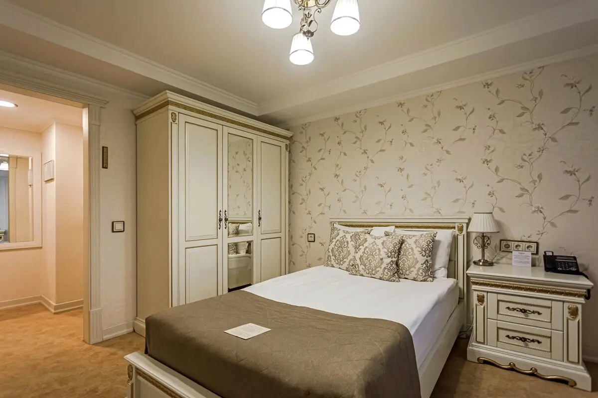 Отель Полонез