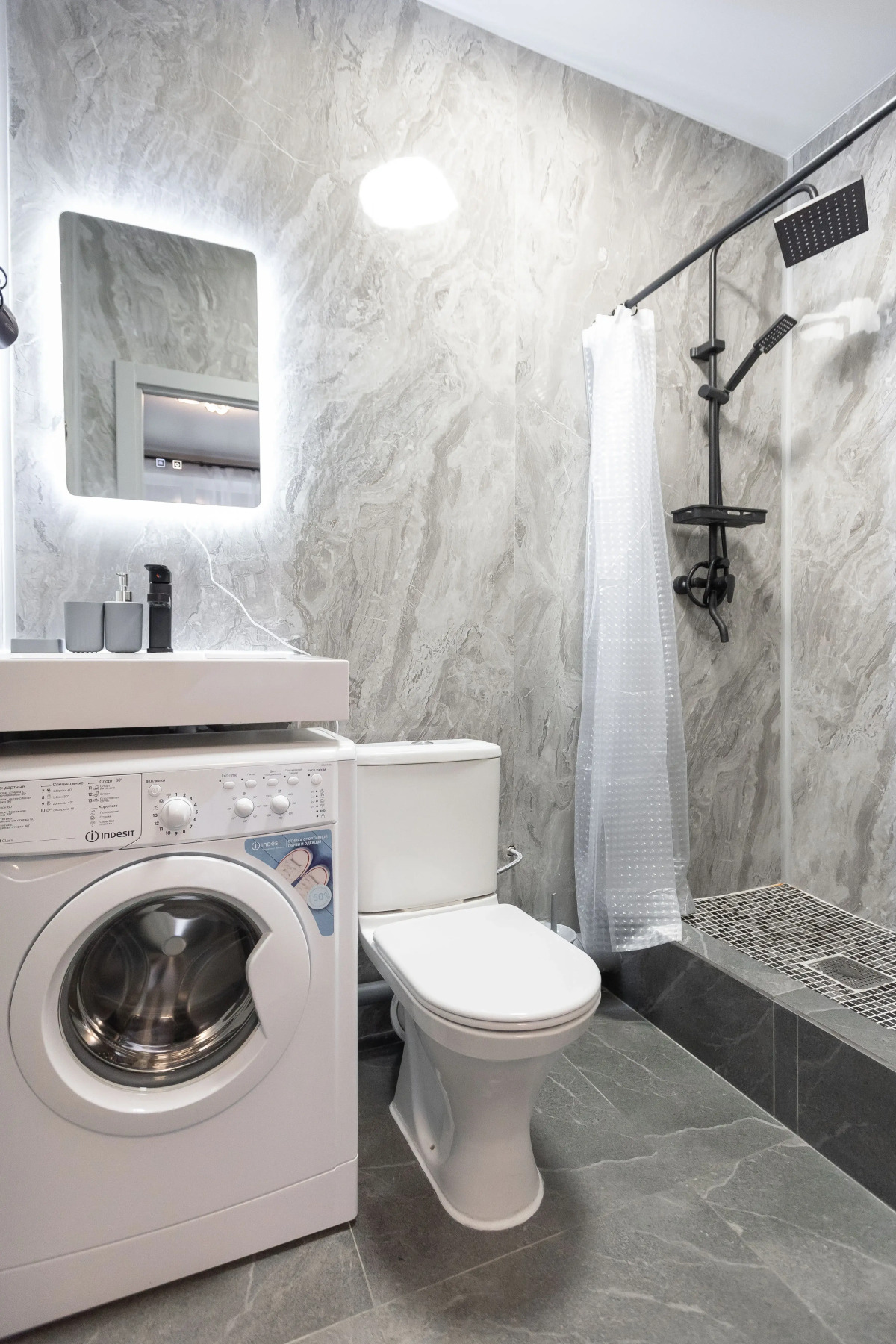 Апартаменты на П. Романова 11