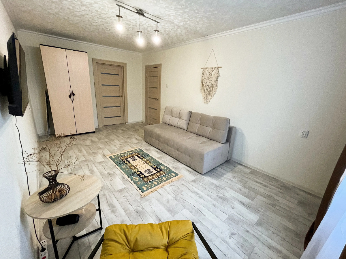 Квартира Life Kirovsk 8 Большая и Уютная