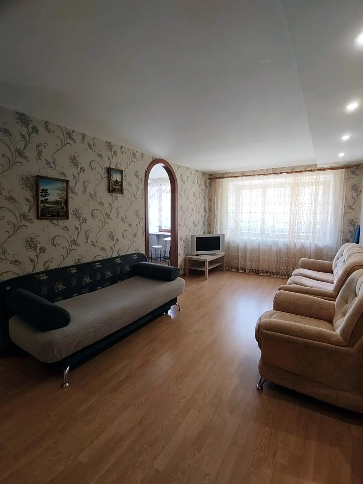 Апартаменты УЮТ на улице Братьев Кадомцевых