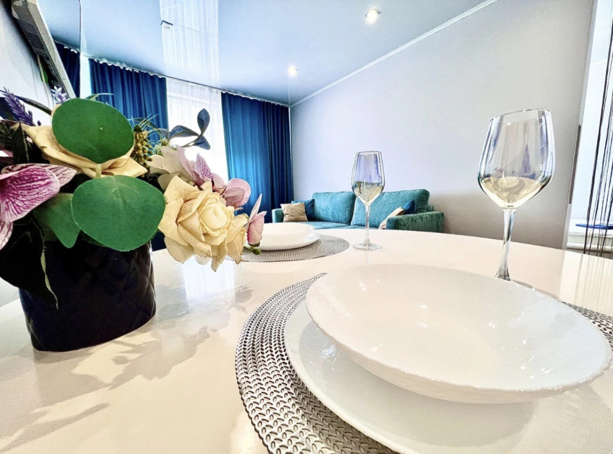 Квартира 2-комнатная, 50 м², 17/19 этаж