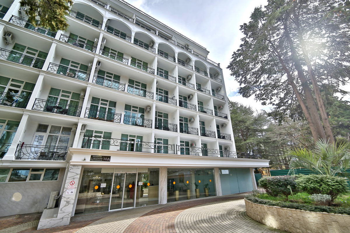 Апартаменты ApartAmore Покровский Парк улучшенный с Видом на Парк